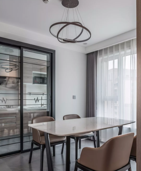 125平现代简约风装修