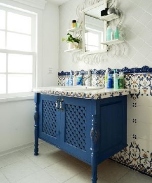 新房浴室柜图片