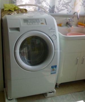 2025家装阳台洗衣机装修效果图欣赏