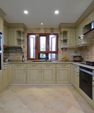 2025最新欧式整体厨房瓷砖装修效果图