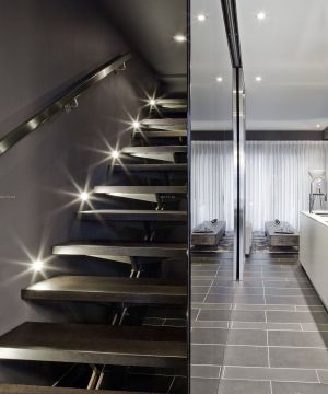 2025最新现代家居室内阁楼楼梯效果图  