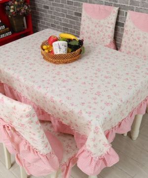 精美小户型桌布椅套设计图片欣赏