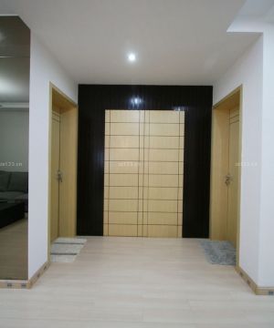 过道卫生间隐形门设计图片大全2025