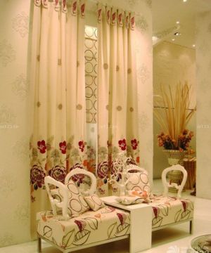 2025小型窗帘展厅设计效果图片