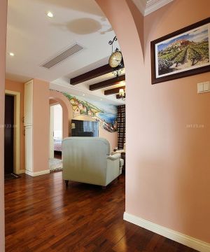 2025 白色踢脚线设计图片