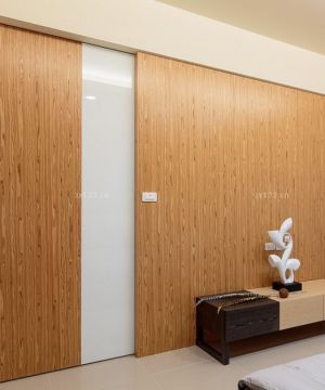 60平米卧室隐形门设计图 