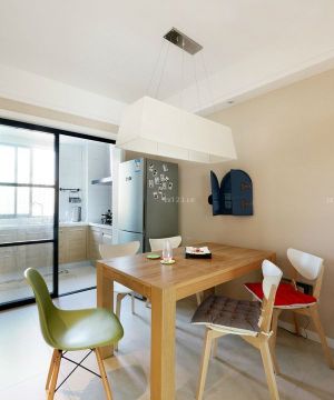 家装80-90平米房屋厨房餐厅隔断设计效果图