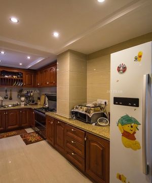 整体厨房实木整体橱柜装修效果图片大全