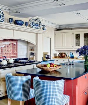 经典私人别墅厨房设计效果图欣赏