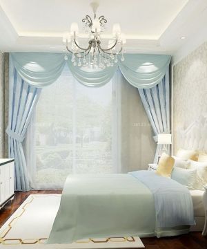 豪华别墅内部卧室蓝色窗帘装修图片欣赏2025