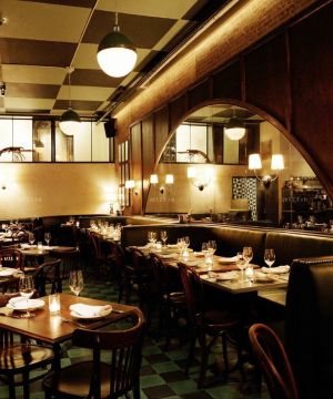 另类店面集成吊顶装修效果图片