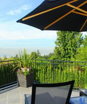 最新乡村阳台装修风格图片