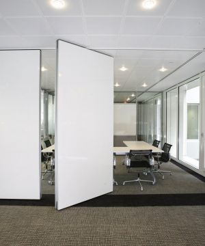 办公室活动隔断图片