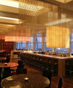 现代酒吧吊顶装饰装修风格效果图赏析