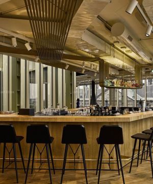 工业loft风格酒吧现代酒吧椅装修图片